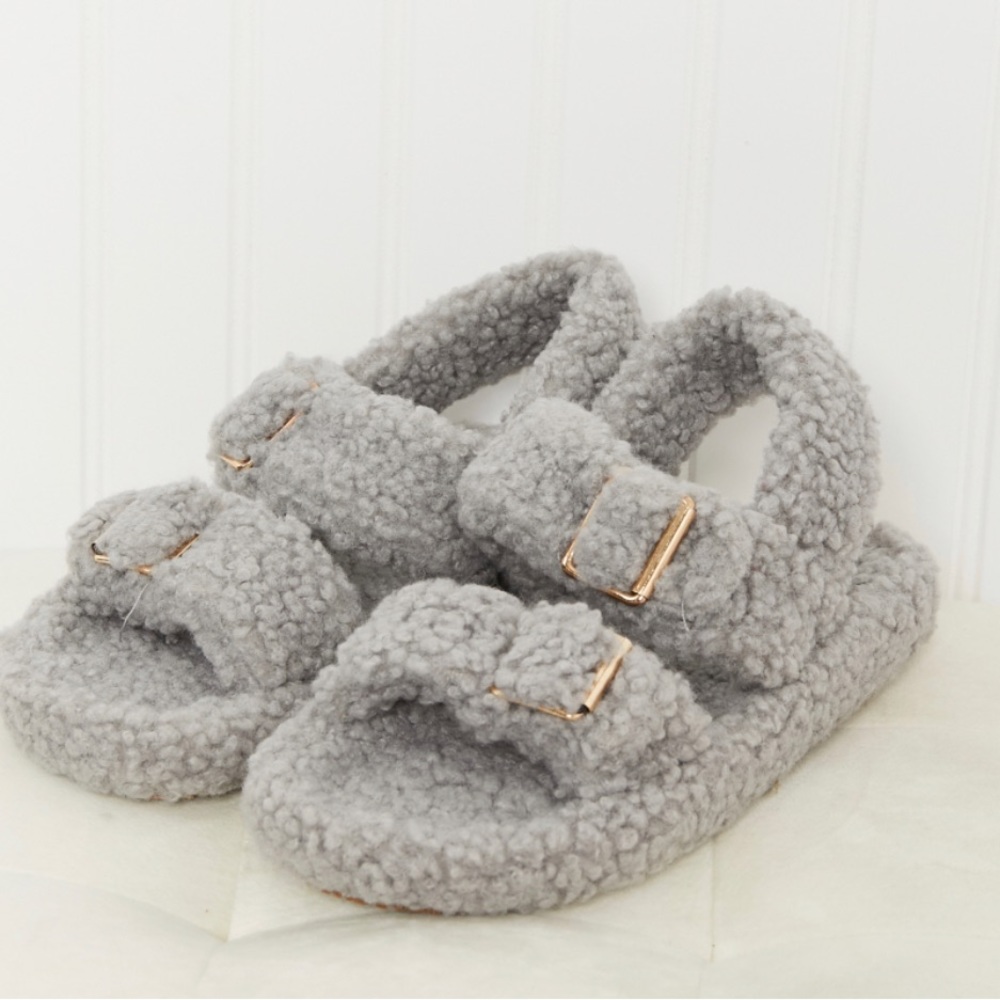 Faux Fur Buckled Sandals in Grey